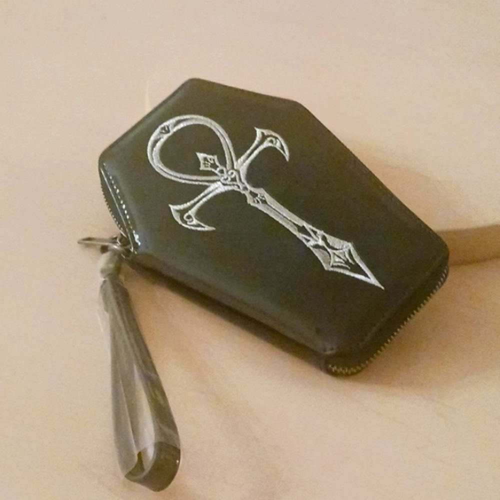 Widow Chill Coffin Wallet